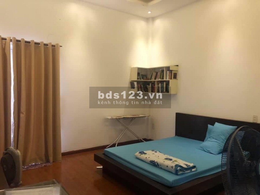 Bán nhà Lầu hẻm cách mạng tháng 8, phường 6, Tân Bình, dt 68m2 giá mùa dịch: lh 0904358019