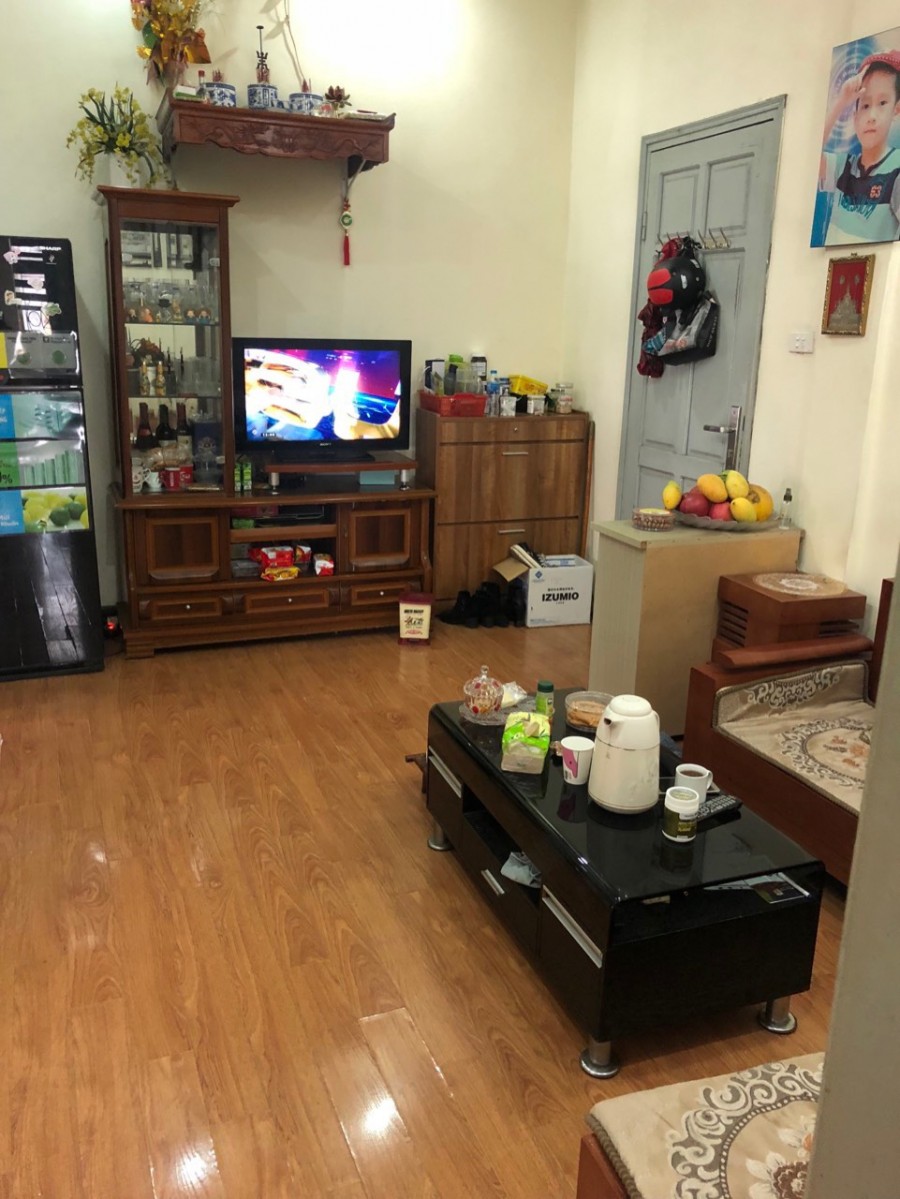 Chính chủ cần bán căn hộ tòa nhà B2 Kí Túc Xá Thăng Long, ngõ 76 Duy Tân, Cầu Giấy, Hà Nội