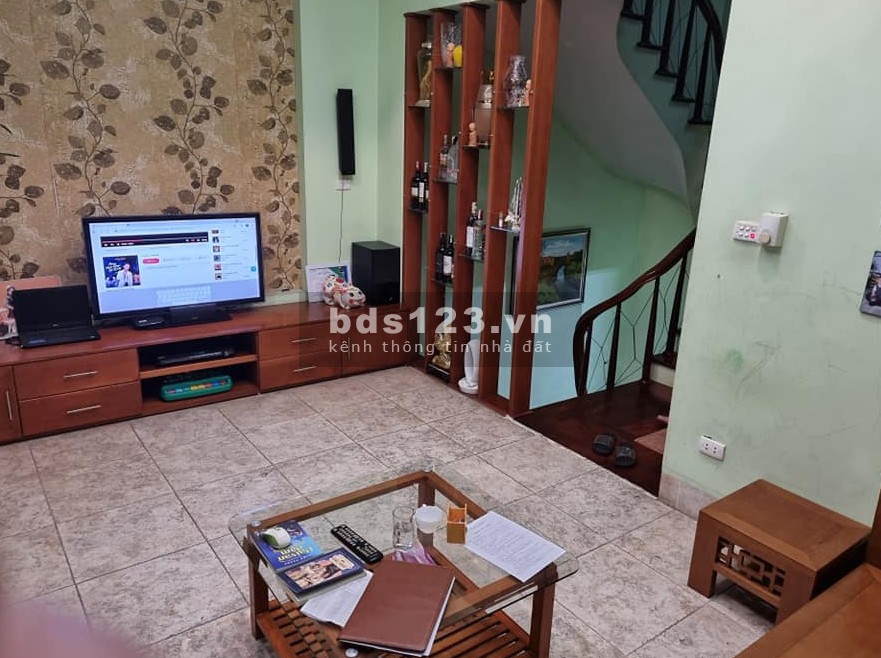 Bán nhà Hồ Tùng Mậu, ngõ thông ô tô dt 50m2, 4 tầng, mt 5m, giá mùa dịch chỉ nhỉnh 4 tỷ