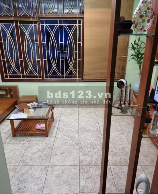 Bán nhà Hồ Tùng Mậu, ngõ thông ô tô dt 50m2, 4 tầng, mt 5m, giá mùa dịch chỉ nhỉnh 4 tỷ