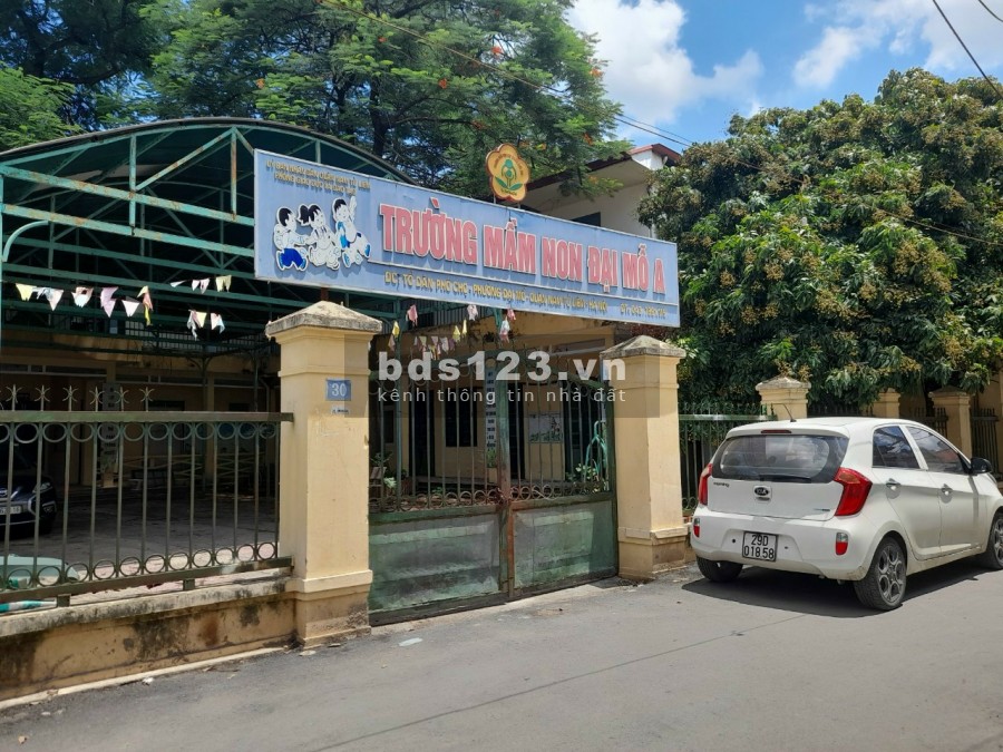 Bán đất có sẵn sổ bao sang tên, vị trí đắc địa, hướng đông, liên hệ 0916125181