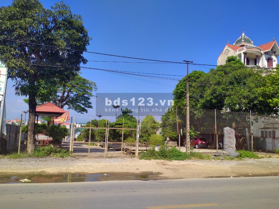 Bán đất dt 245m2, mặt đường Quốc lộ 6, chợ Cống-Chúc Sơn, Chương Mỹ cần bán rất gấp