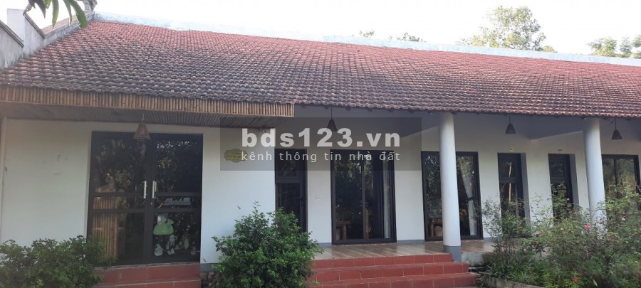 Chỉ hơn 100k/m2 đất tại Thị Xã Lương Sơn- Hoà Bình có sẵn khuôn viên trang trại bám suối