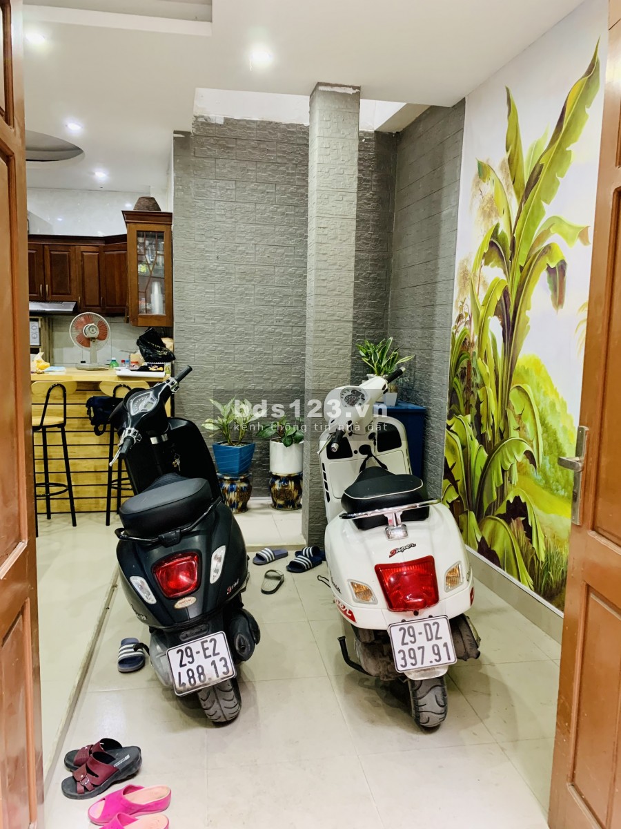 Bán nhà sổ đỏ 36 m2 diện tích thực dt 40m2, 4 tầng 100m ra đường xã đàn mt 4.5m
