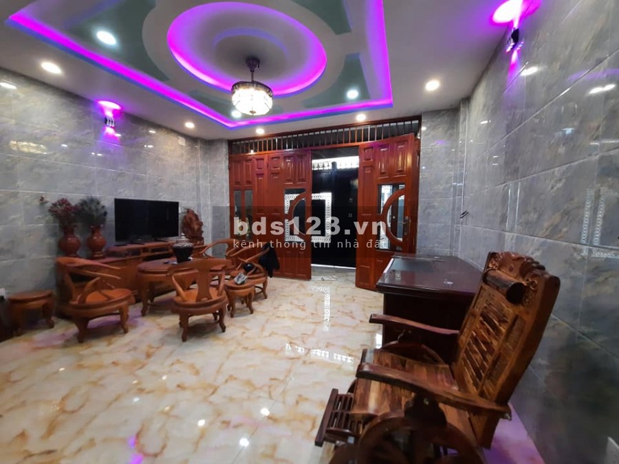 [Bán nhà] Lạc Long Quân, Q11, dt 4x16m, giá 6 tỷ 690tr, LH 0933592713