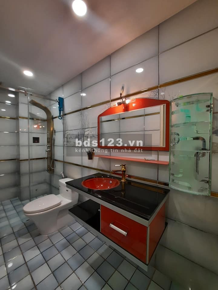 [Bán nhà] Lạc Long Quân, Q11, dt 4x16m, giá 6 tỷ 690tr, LH 0933592713