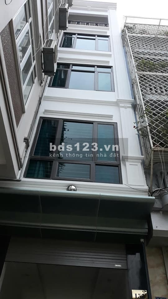 Bán nhà Hoàng Văn Thái, Khu phân lô quân đội, tầm tiền không có căn thứ 2, dt 43m2, giá 6.8 tỷ