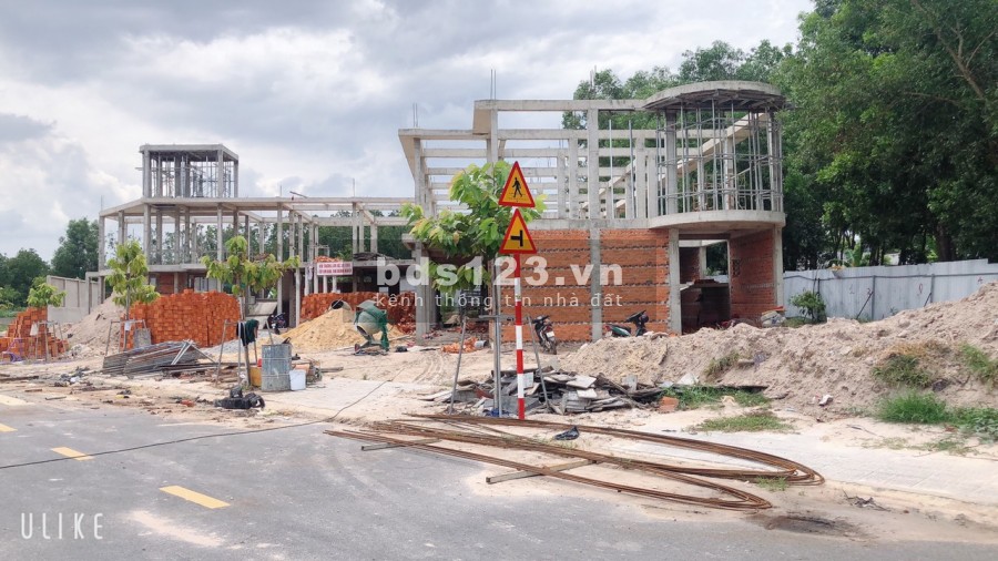 Bán đất khu công nghiệp Vsip2 mt DT742 tiện ích xung quanh đủ, giá thoả thuận