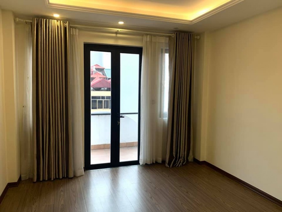 Bán nhà Quan Nhân, Thanh Xuân, vô vàn tiện ích, dt 45m2m, mt 5m, giá nhỉnh 6 tỷ