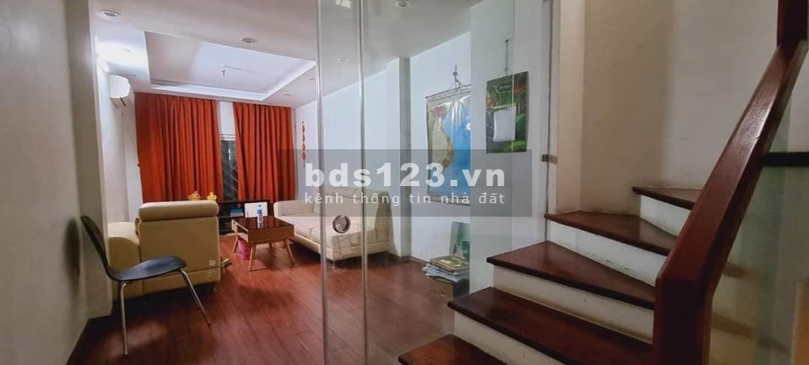 Bán nhà đường Trung. Văn phân lô khu Vip ô tô đỗ cửa, ngõ 3m, 100% nội thất cao cấp, giá 3ty3