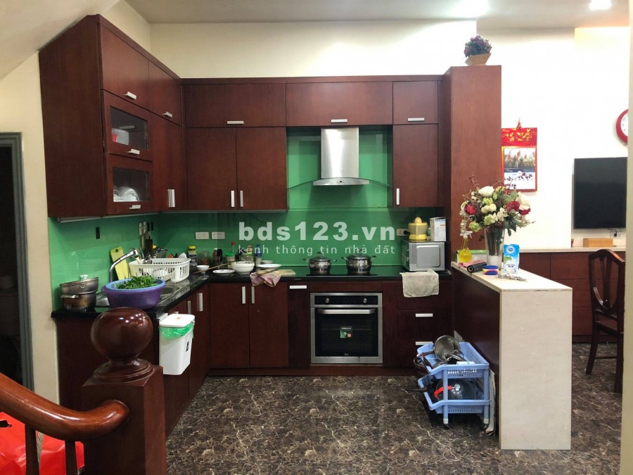 Đã mua nhà Vinhome, bán gấp nhà ngõ 325 Kim Ngưu, 84m2x5T, chỉ 6.4tỷ, LH 0902113778
