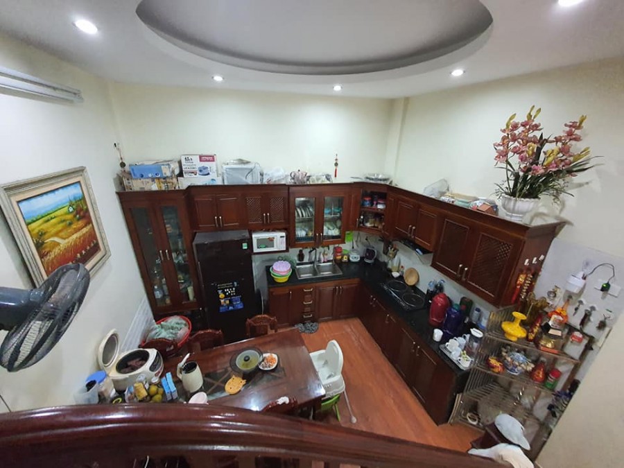 Bán nhà đẹp Vũ Hữu, Lê Văn Lương, phân lô vỉa hè, ô tô, tặng nội thất xịn, giá 4.5 tỷ