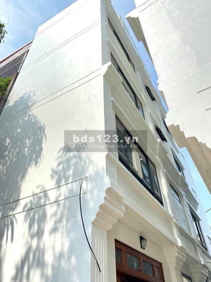 Bán nhà Thạch Bàn- Long Biên, đặc biệt hiếm, gara ô tô, diện tích 68m2, giá 4.8 tỷ