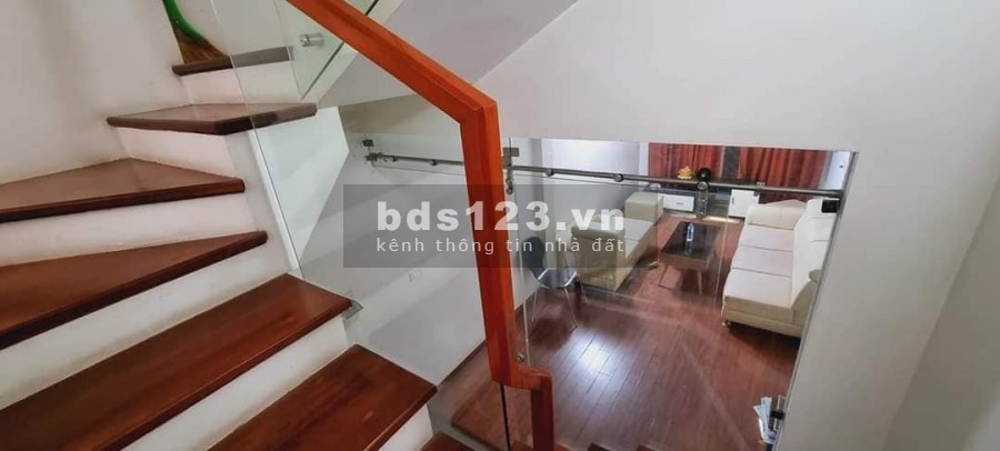 Bán nhà đường Trung. Văn phân lô khu Vip ô tô đỗ cửa, ngõ 3m, 100% nội thất cao cấp, giá 3ty3