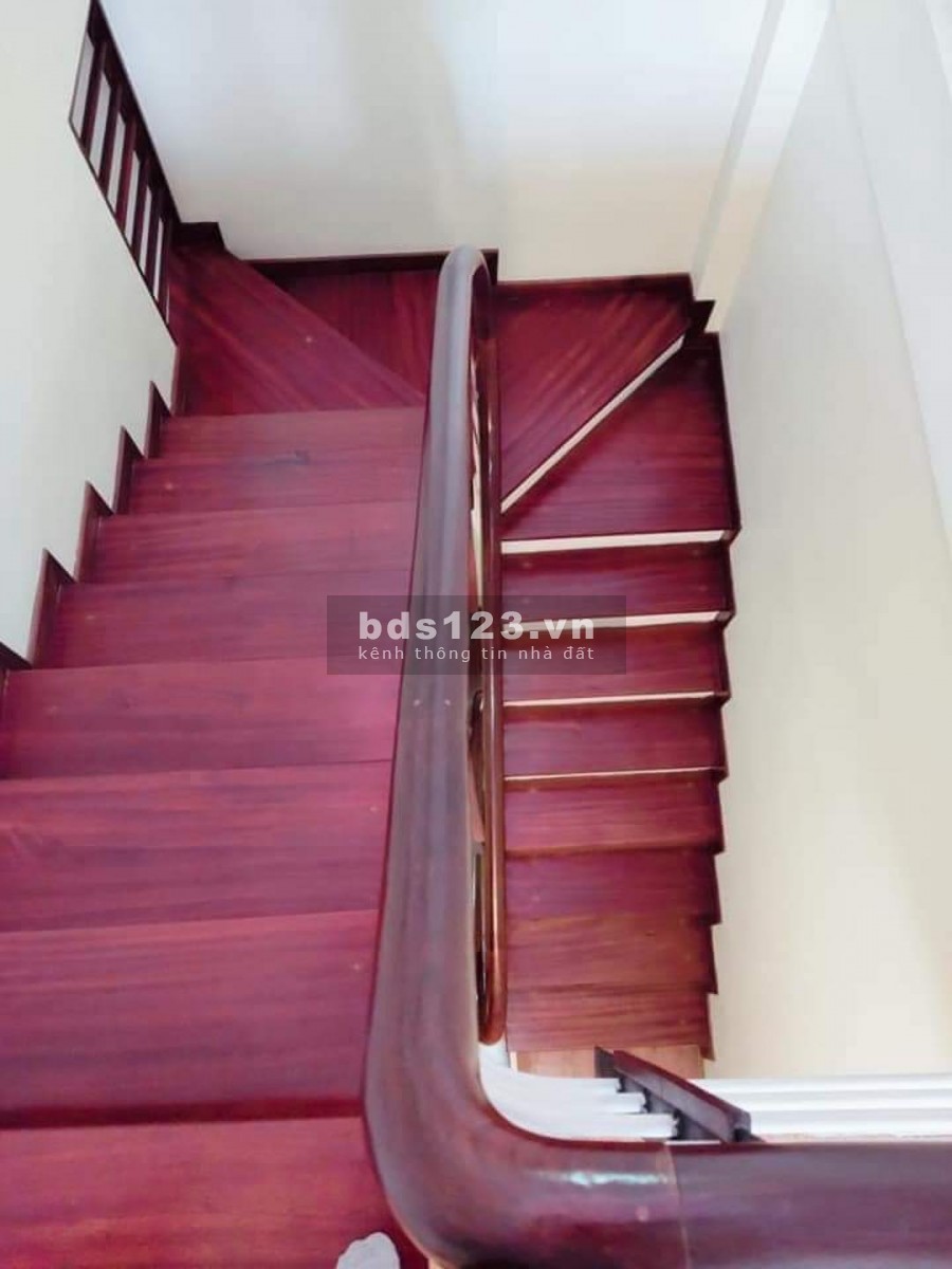 Siêu phẩm ngõ 46 Hào Nam, nội thất siêu đẹp dt 38m2 5 tầng giá 6 tỷ, LH 0392969999