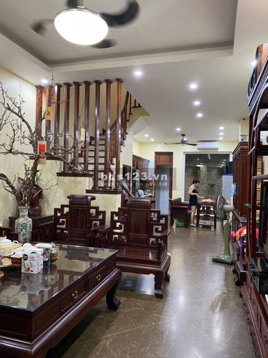 Sát Làng Việt Kiều Châu Âu , Mỗ Lao 50m2, 5T, 5 tỷ. Ô Tô Đỗ Cửa