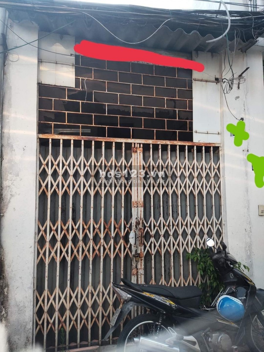 Bán đất giá chỉ nhỉnh 1 tỷ Có ngay nhà Long Biên 30m-Ngõ rộng ô tô