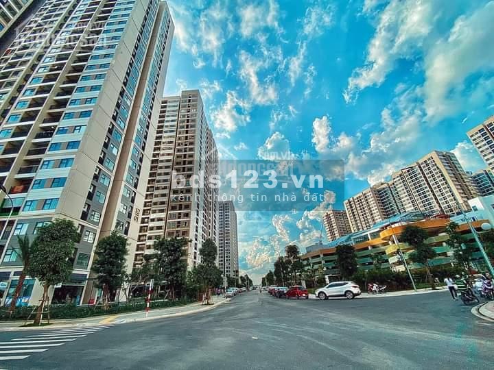 Bán cắt lỗ căn hộ tầng trung view thoáng mát chung cư Vinhomes Ocean Park, giá tốt