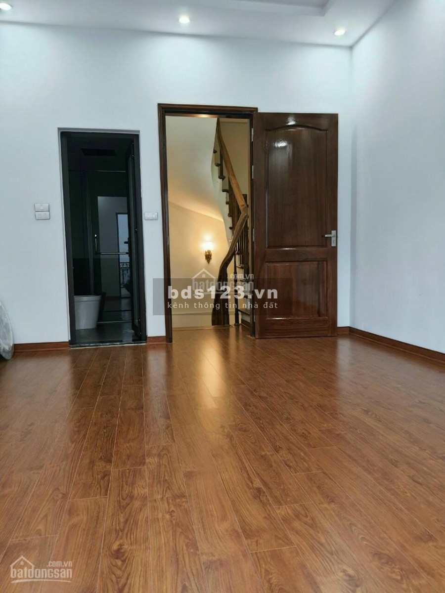 Bán nhà nguyên căn siêu rẻ liền kề Nam Văn Khê, vị trí cực đẹp ô tô tránh, giá bán 5 tỷ