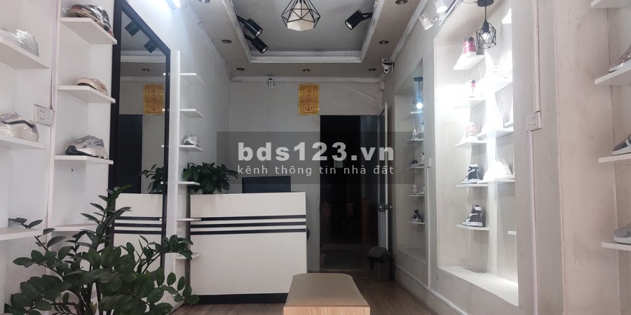 Bán nhà Mặt Ngõ 298 Ngọc Lâm, Ô Tô Tránh, Kinh doanh, dt 58m2, giá 8 tỷ 5.