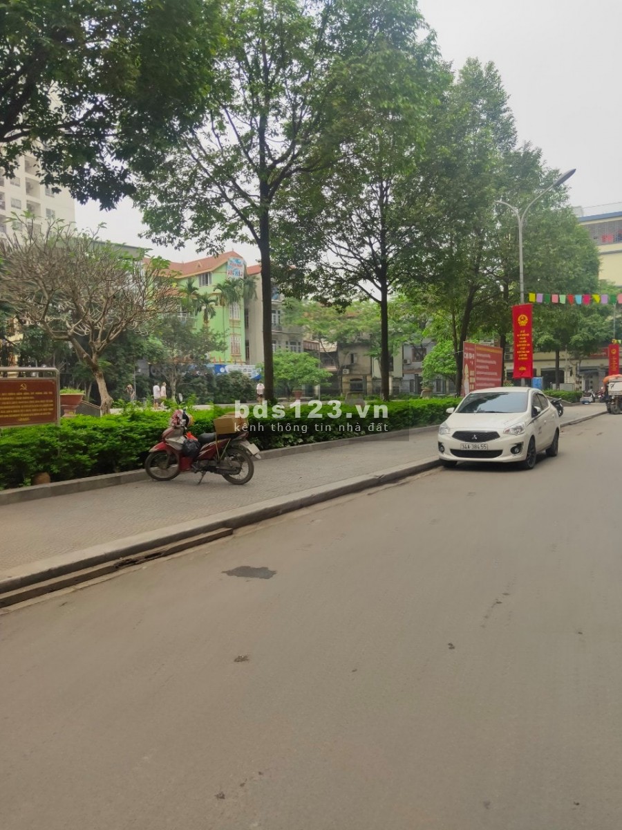 Bán đất tặng nhà 3 tầng Lương Khánh Thiện, Ngõ ô tô, an ninh tốt, dân trí cao DT33m2 nhỉnh 3 tỷ
