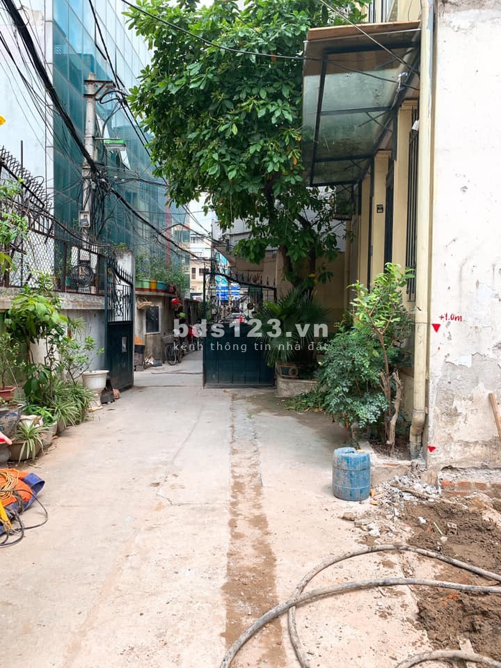 Bán đất phố Nguyễn Lương Bằng - Trung tâm quận Đống Đa cách phố 20m
