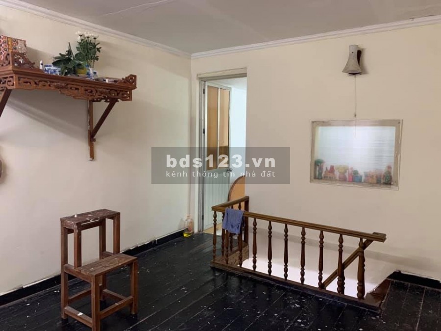 Bán nhà phân lô quân đội đường Hoàng Quốc Việt. diện tích 65m2. Giá 4.1 tỷ