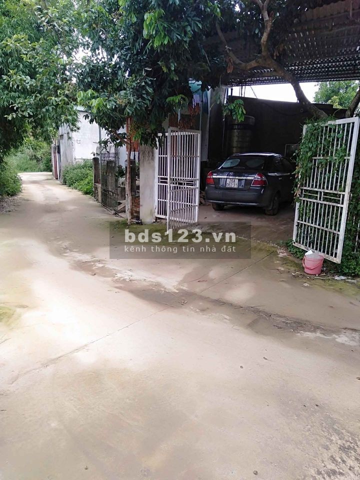 Cần bán nhà đất tại tổ 3 Quyết Tâm, thành phố Sơn La Sơn…