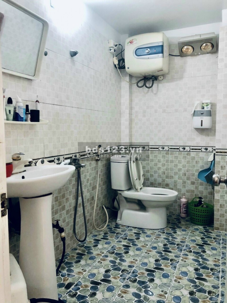 Bán nhà mặt phố phường Cẩm Thượng, TP HD, 71m2, mt 4m, 3 tầng, 3 ngủ, KD cực tốt, 3.5 tỷ