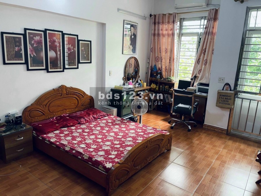 Bán nhà mặt phố phường Cẩm Thượng, TP HD, 71m2, mt 4m, 3 tầng, 3 ngủ, KD cực tốt, 3.5 tỷ