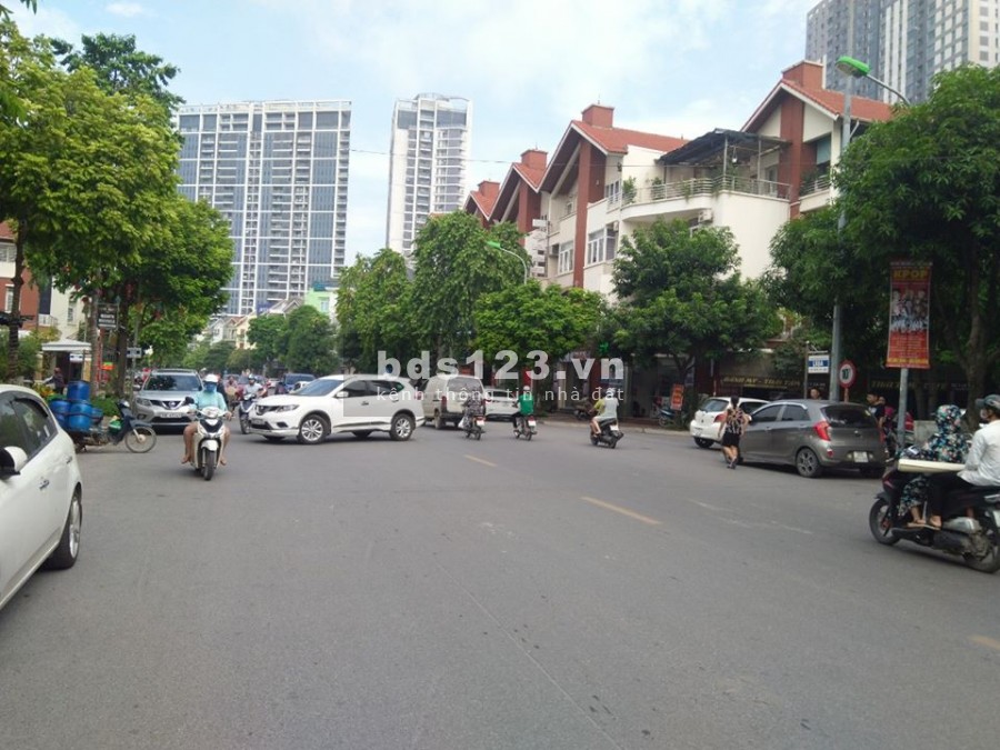 Bán LK Làng Việt Kiều Châu ÂU, Mỗ Lao, 77m2, 4 tầng, mt 4.5m, kinh doanh VIP nhất khu, giá 10 tỷ 7