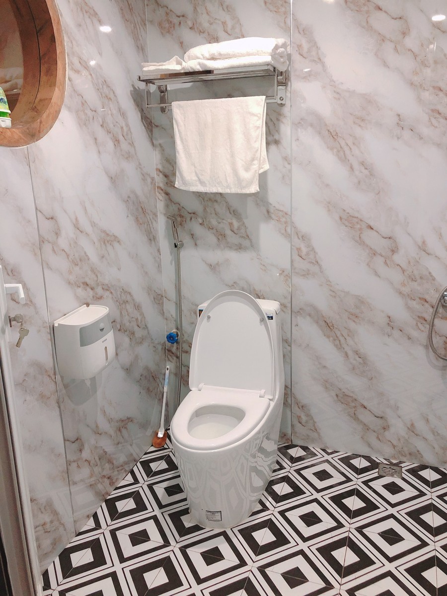 Quá hiếm! Bán nhà phố Tôn Thất Tùng Đống Đa Bệnh viện Đại Học Y oto sát cửa 42m chỉ 3.9 tỷ