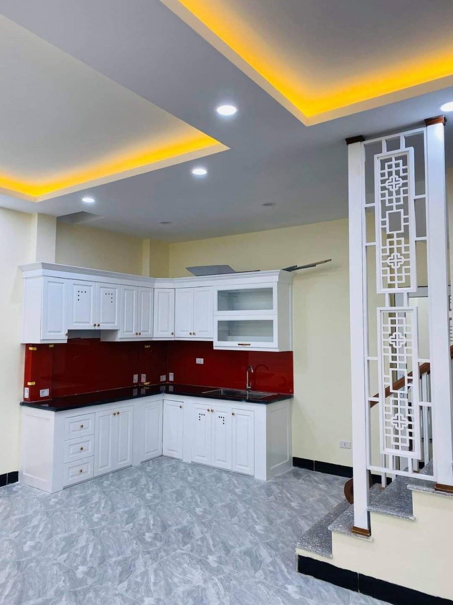 Bán nhà mới long lanh Thanh Xuân, nhỉnh 3 tỷ có 5 tầng, mặt tiền rộng 5m