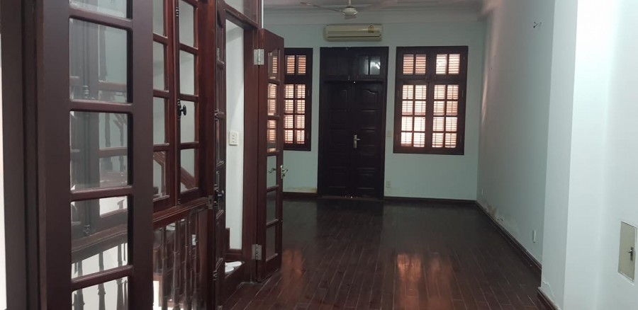 Bán nhà 100m2 liên kề Trung Yên Trung Hòa Cầu Giấy kinh doanh vỉa hè 15 tỷ.