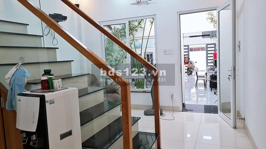 Bán nhà rộng. 100m2 Điện Biên Phủ hẻm xe hơi 7 chỗ - nhà siêu đẹp