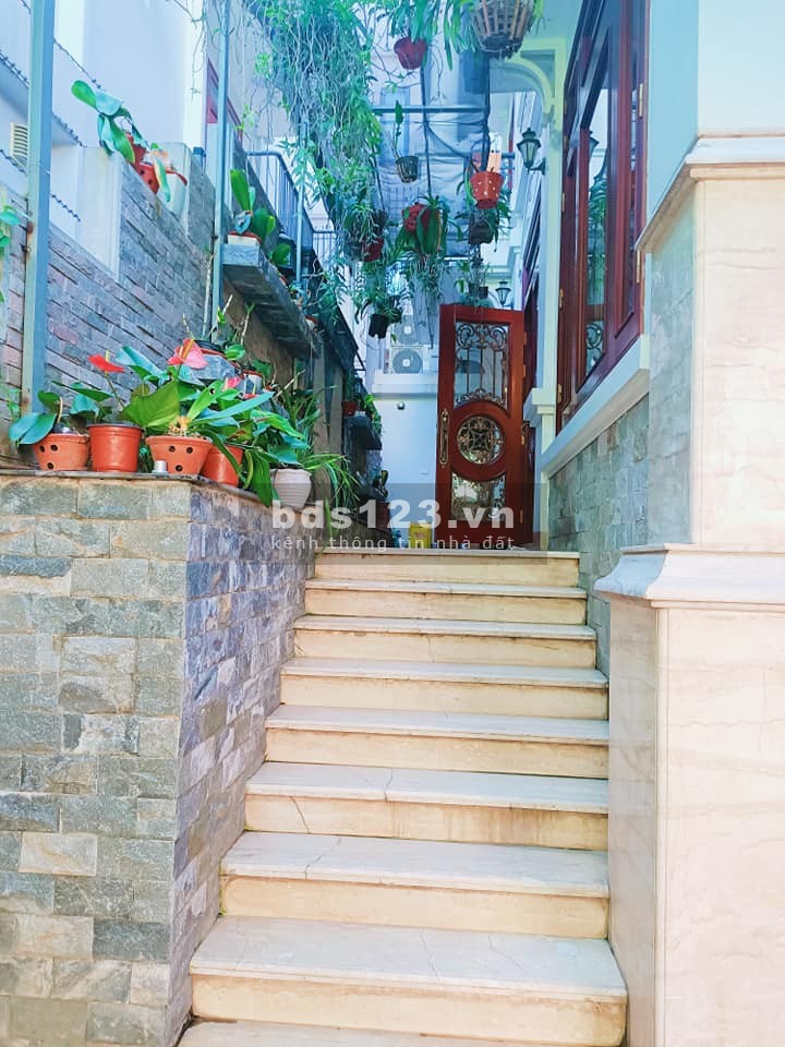 Biệt thự sang trọng đẳng cắp siêu hiếm, lõi Hai Bà Trung, hạ tầng 4.0, dt 145m, giá 28 tỷ