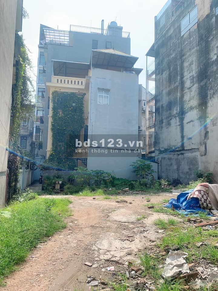 Đất phố Trịnh Công Sơn, ô tô diện tích 300m2, giá bán 38 tỷ, an ninh tốt, dân trí cao, yên tĩnh