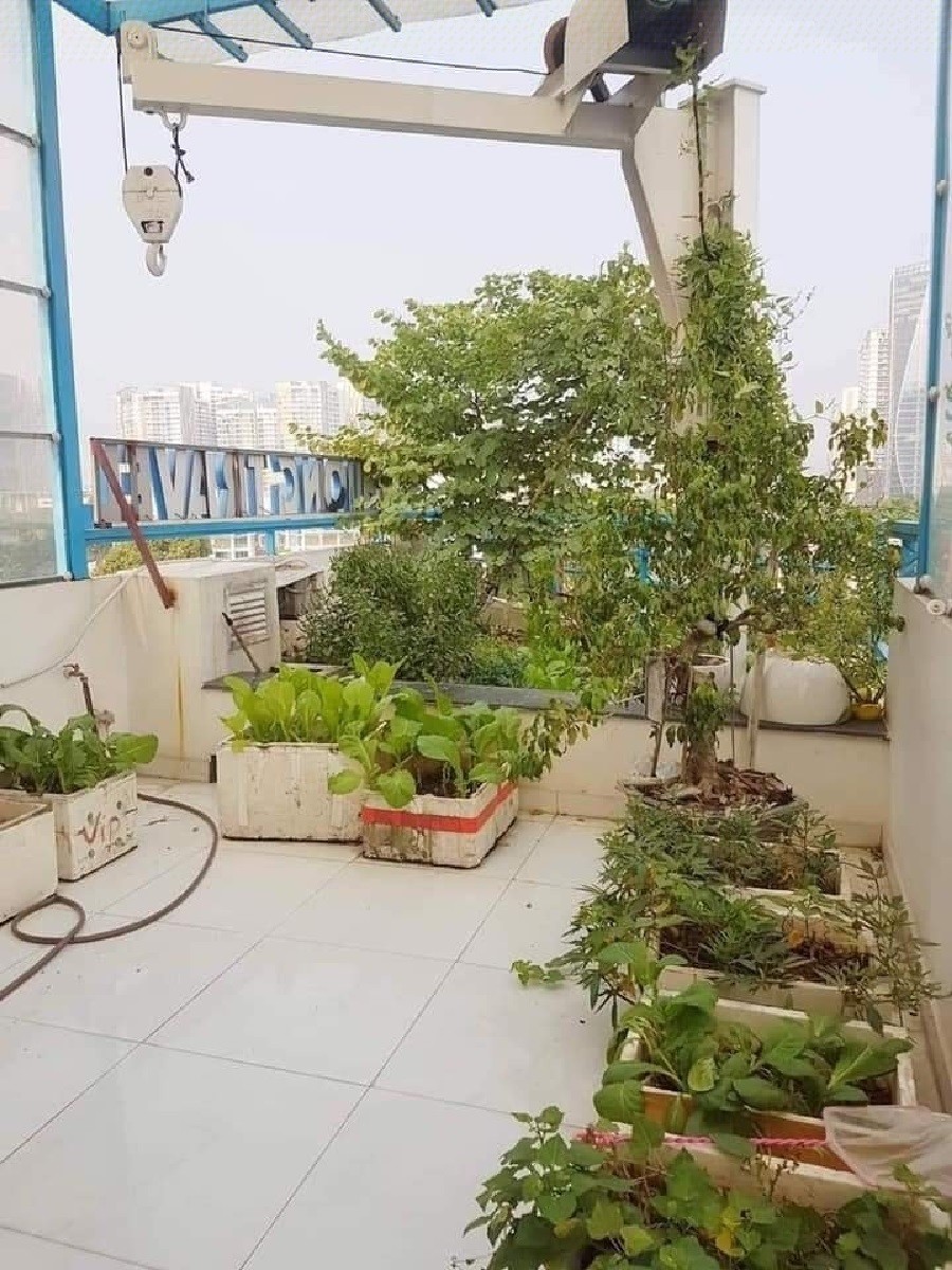 Góc ngã 4 mặt phố Khuất Duy Tiến, 7 tầng thang máy mới, 5m mặt tiền vỉa hè sâu rộng, sđcc chỉ 16 tỷ