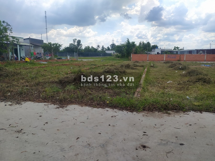 Bán đất sổ riêng 80m2, xã Bình Chánh, huyện Bình Chánh, xây dựng tự do