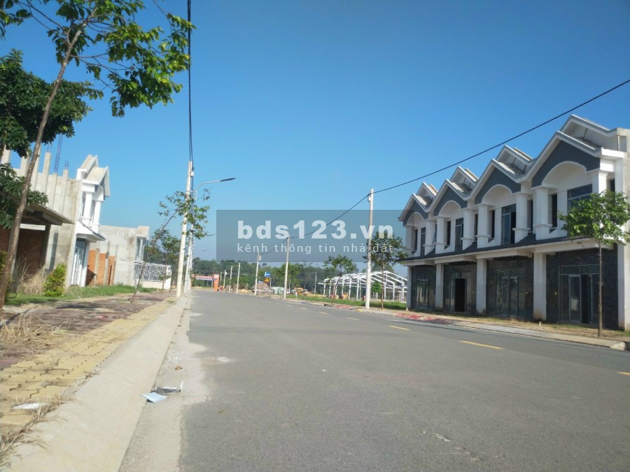 Tôi cần bán đất nền giá đầu tư pháp lí đầy đủ, liên hệ 0365192325