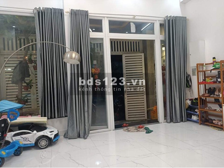 Gấp bán nhà 4 tầng diện tích sử dụng 400m2 Đường Ba Tháng Hai, Quận 10, chỉ 15 tỷ 800