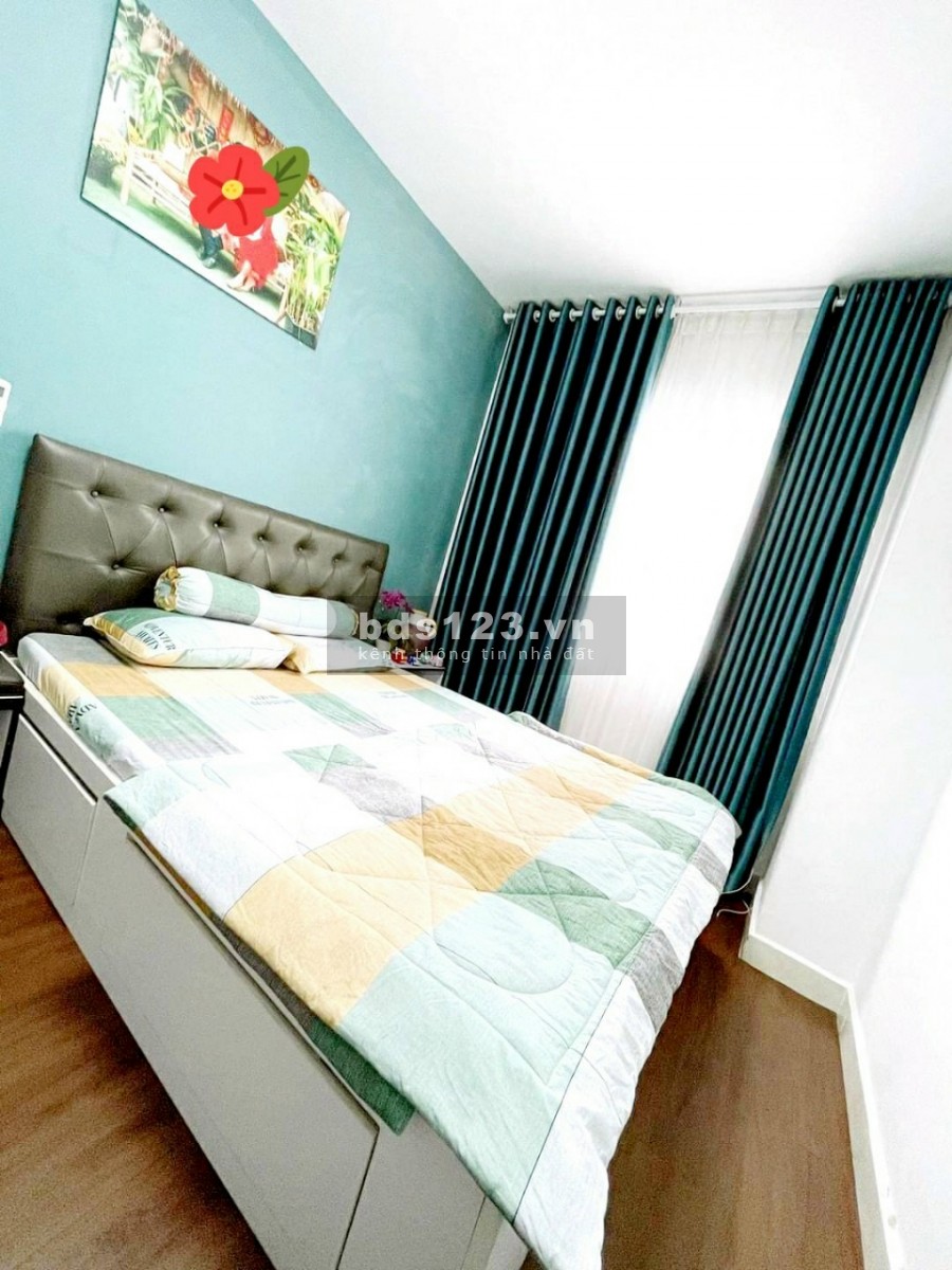 Cực hiếm nhà 5 tầng Tân Khai, cách ô tô dừng ít giá bán 1,8 tỷ, mt 4m