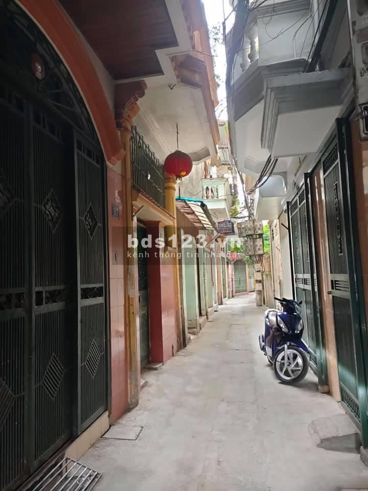 Chính chủ bán gấp nhà Thuỵ Khuê -Tây Hồ chỉ 3,1 tỷ sở hữu diện tích 32m2.