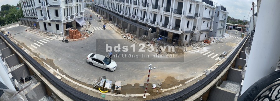 Bán Nhà Phố Mặt Tiền Đường Nguyễn Thị Khắp Tân Đông Hiệp, Tp. Dĩ An