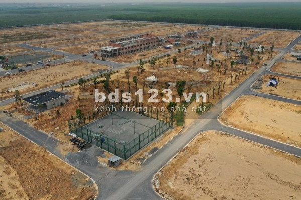 Đất nền khu đô thị mới chỉ cách sân bay. Long Thành 2km, ck 4-5%