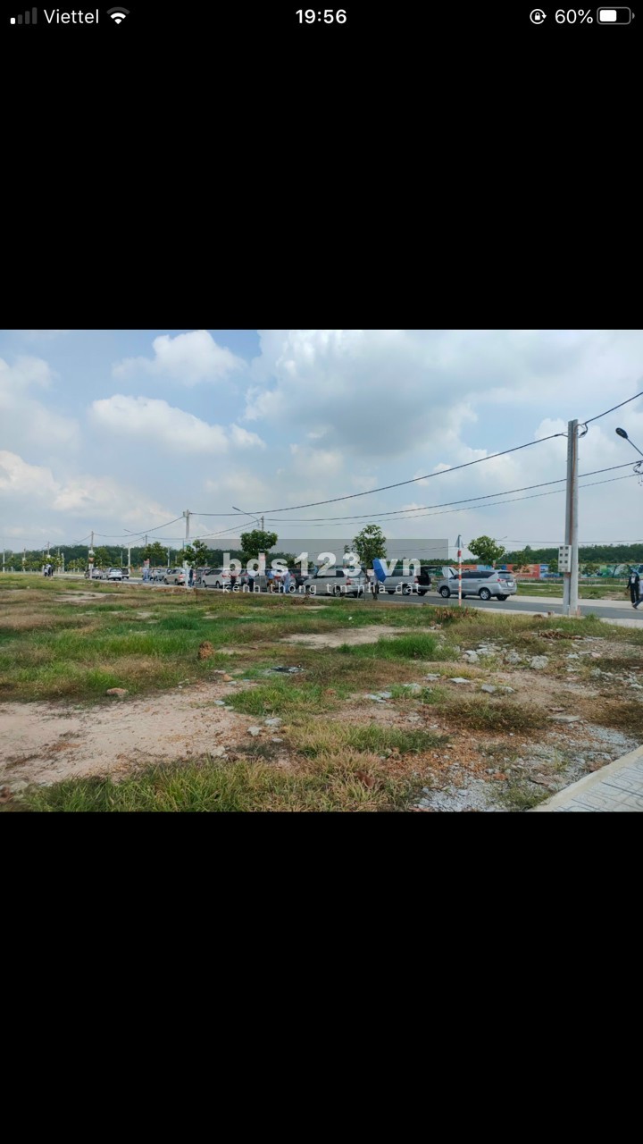Đất thổ cư cặp sát trung tâm hành chính, khu dân cư có sổ hồng ngay TX.Bến Cát