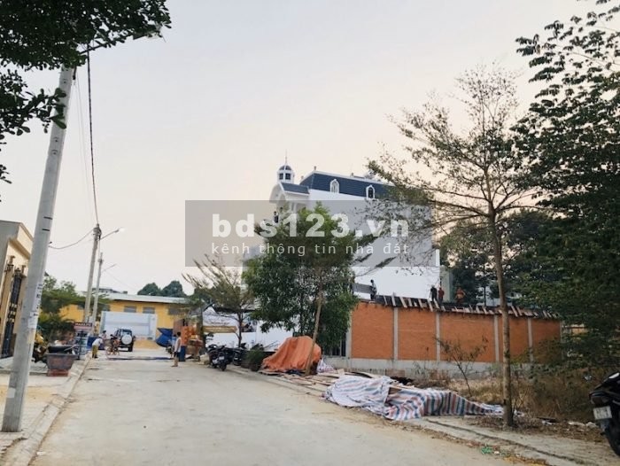 Bán đất q12 đường trần thị do đường 12m, pháp lý rõ ràng, sổ đỏ chính chủ