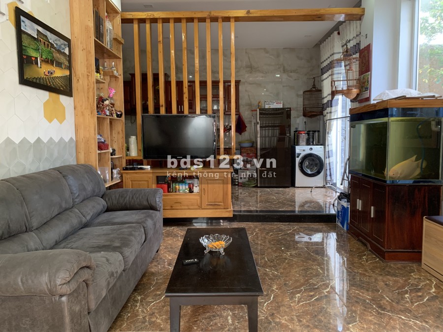 Bán nhà xinh 2 tầng 2 mặt kiệt, đường Trưng Nữ Vương, Hòa Thuận Đông, Hải Châu, Đà Nẵng.