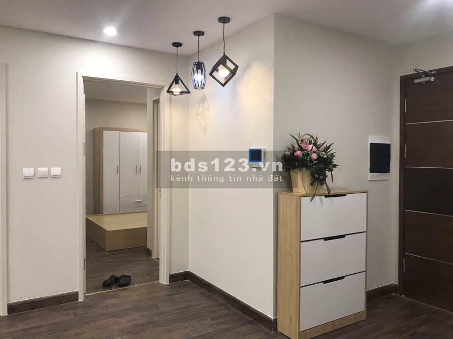 Cho thuê chung cư Gold Season 47 Nguyễn Tuân 70m2 2PN 2WC full nội thất cao cấp. L/H: 0963146006