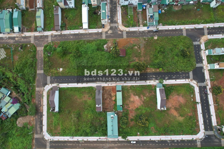 Chính chủ cần tiền bán nhanh đất vị trí đắc địa thành phố Bảo Lộc